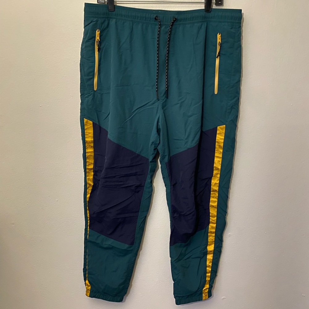 American Eagle Sweatpants